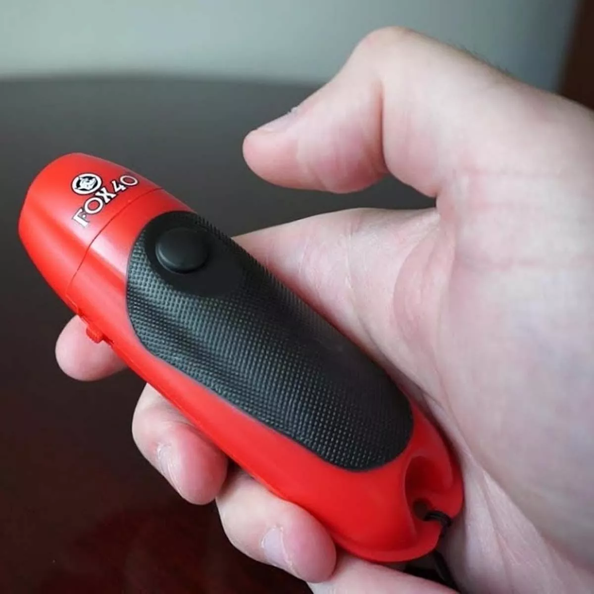 Fox 40 3-Tone Electronic Whistle 5 Fox 40 3-Tone Electronic Whistle - Image 5